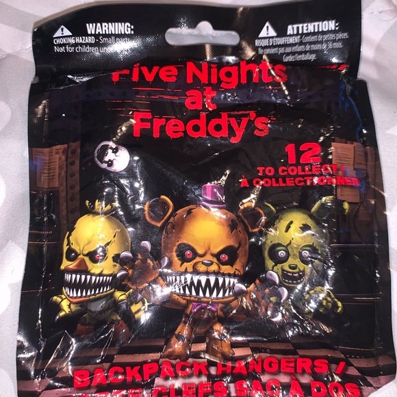 FNAF Vintage 2016 13 Vinyl Figure’s Collectible Backpack Hangers LOT - Picture 13 of 14